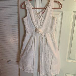 Beautiful white Lilly Pulitzer dress. Worn once
